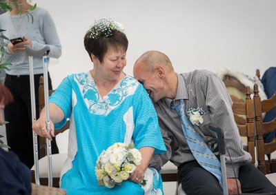 «Один одного підтримували». У Дніпрі одружилися переселенці з Краматорська та Нікополя, які зустрілися в шелтері «Один одного підтримували». У Дніпрі одружилися переселенці з Краматорська та Нікополя, які зустрілися в шелтері