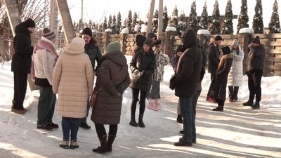 Жителі кількох вулиць Обарова, що на Рівненщині, скаржаться на відсутність світла Жителі кількох вулиць Обарова, що на Рівненщині, скаржаться на відсутність світла