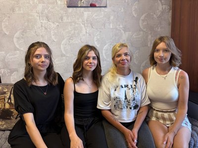 «Вони витягують мене з горя»: як родина на Житомирщині виховує дітей у патронаті «Вони витягують мене з горя»: як родина на Житомирщині виховує дітей у патронаті