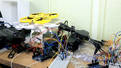 Програмування та робототехніка: ветеран російсько-української війни проводить заняття на Вінниччині Програмування та робототехніка: ветеран російсько-української війни проводить заняття на Вінниччині