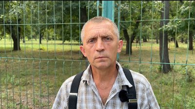 "Села "розбирають" у тебе на очах" — евакуйовані до транзитного центру в Павлограді "Села "розбирають" у тебе на очах" — евакуйовані до транзитного центру в Павлограді