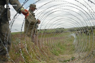 Протитанкові рови та загородження: як укріплюють оборону Одещини Протитанкові рови та загородження: як укріплюють оборону Одещини