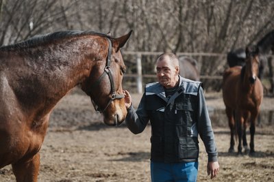 Олексій Болюх з конем Олексій Болюх з конем