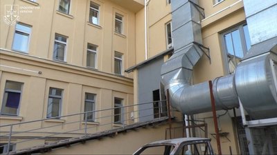 В Одесі підрядника та інженера технагляду підозрюють у майже півмільйонних збитках під час ремонту театру В Одесі підрядника та інженера технагляду підозрюють у майже півмільйонних збитках під час ремонту театру