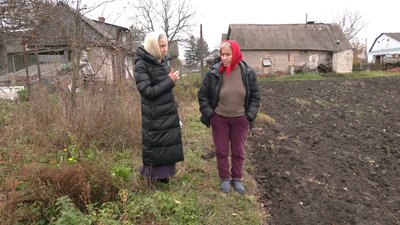 Чому сперечаються сусідки через межу в селі Кустин на Рівненщині