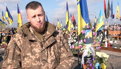 "В шафі ще його речі. Я не прала, бо їм пахне": спогади про загиблого прикордонника з Луцька Олега Сироватка