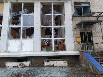 У Краснопіллі встановили модульне відділення Укрпошти У Краснопіллі встановили модульне відділення Укрпошти