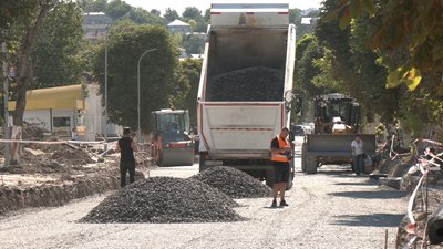 Ремонт дороги у Теребовлі, ремонт моста, ремонтують міст, дорога міжнародного значення, ремонтні роботи, Тернопільщина, 12 серпня 2026 року Ремонт дороги у Теребовлі, ремонт моста, ремонтують міст, дорога міжнародного значення, ремонтні роботи, Тернопільщина, 12 серпня 2026 року