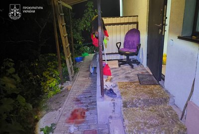 На Черкащині затримали чоловіка, підозрюваного у вбивстві свого сина На Черкащині затримали чоловіка, підозрюваного у вбивстві свого сина
