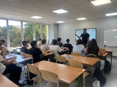 Вчитель на мільйон: історія черкаського педагога Андрія Стецюка про участь у всеукраїнському конкурсі Вчитель на мільйон: історія черкаського педагога Андрія Стецюка про участь у всеукраїнському конкурсі