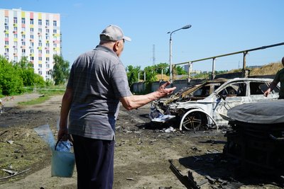 потрощені автівки після удару рф потрощені автівки після удару рф