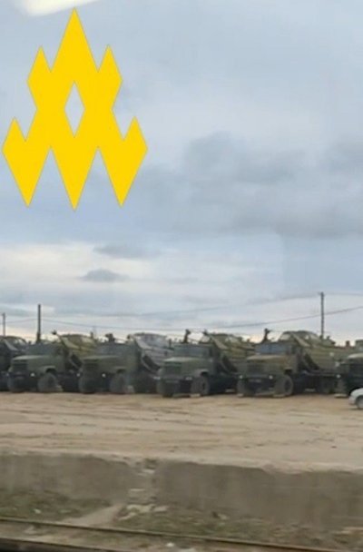 Кримські партизани виявили приховану стоянку техніки російських військових в Євпаторії Кримські партизани виявили приховану стоянку техніки російських військових в Євпаторії