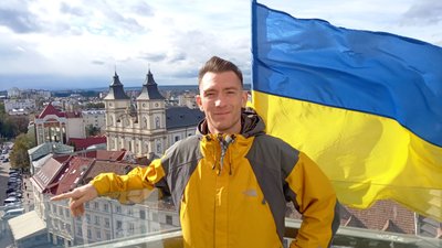 Фотографія з цивільного життя Артема, 2020 рік Фотографія з цивільного життя Артема, 2020 рік