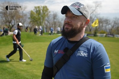 "Я не хочу прийняти себе таким": як гольф допомагає відновитися після війни "Я не хочу прийняти себе таким": як гольф допомагає відновитися після війни