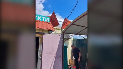 Армія РФ ударила по магазину у Білопіллі на Сумщині. Є поранені Армія РФ ударила по магазину у Білопіллі на Сумщині. Є поранені
