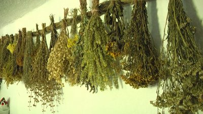 На Хмельниччині художниця відтворила в етномузеї історію і побут затоплених сіл На Хмельниччині художниця відтворила в етномузеї історію і побут затоплених сіл