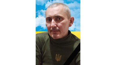На Чернігівщині попрощалися з трьома захисниками: Павлом Бахмачем, Олександром Кривоцюком та Андрієм Яковенком На Чернігівщині попрощалися з трьома захисниками: Павлом Бахмачем, Олександром Кривоцюком та Андрієм Яковенком