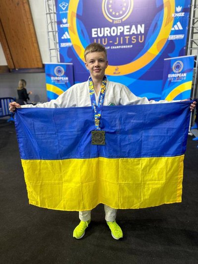 Херсонець Богдан Аніканов посів третє місце в чемпіонаті Європи з джиу-джитсу Херсонець Богдан Аніканов посів третє місце в чемпіонаті Європи з джиу-джитсу