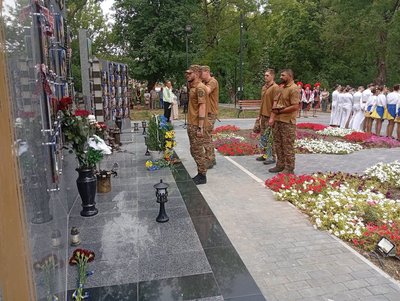 На Одещині відкрили меморіальні дошки на честь семи загиблих захисників