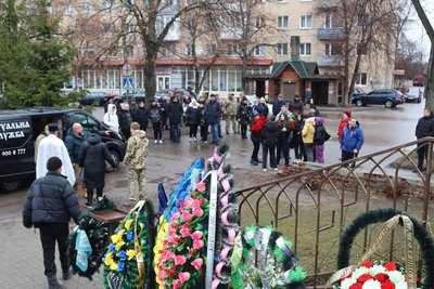 Охтирчани попрощалися з захисником Сергієм Лахтариною