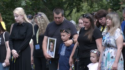 В Івано-Франківську вшанували пам’ять загиблих під час війни дітей В Івано-Франківську вшанували пам’ять загиблих під час війни дітей