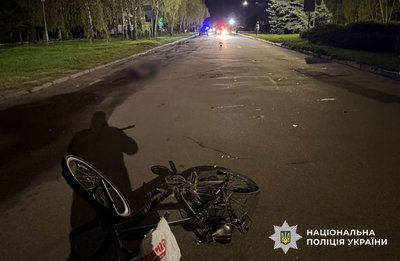 Збив велосипедиста і втік: на Полтавщині затримали підозрюваного у смертельній ДТП Збив велосипедиста і втік: на Полтавщині затримали підозрюваного у смертельній ДТП
