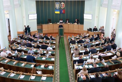 Сесія у Хмельницькій обласній раді Сесія у Хмельницькій обласній раді