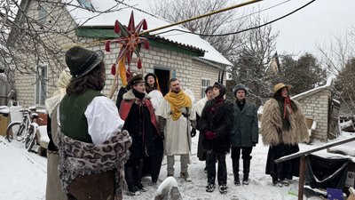 "Сад вертепів" у Безруках "Сад вертепів" у Безруках