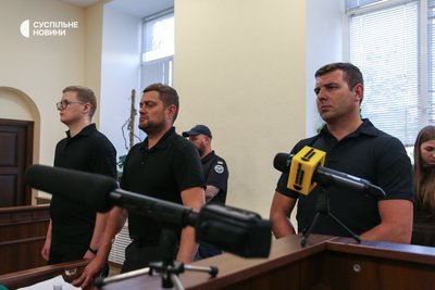 Зліва направо: прокурори Олександр Грохольский, Михайло Балан, Олександр Шмельов під час судового засідання з обрання голові ЦПК Віталію Шабуніну запобіжного заходу Зліва направо: прокурори Олександр Грохольский, Михайло Балан, Олександр Шмельов під час судового засідання з обрання голові ЦПК Віталію Шабуніну запобіжного заходу