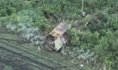 ЗСУ вперше захопили російський танк-черепаху та взяли у полон екіпаж на Краматорському напрямку ЗСУ вперше захопили російський танк-черепаху та взяли у полон екіпаж на Краматорському напрямку