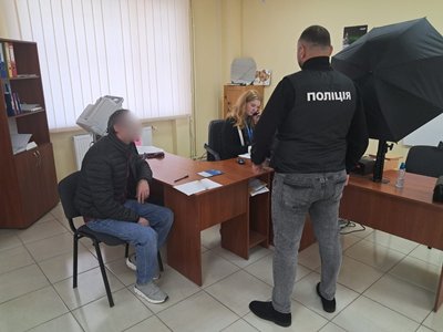 У Бердичеві затримали двох громадян Вірменії за порушення міграційного законодавства У Бердичеві затримали двох громадян Вірменії за порушення міграційного законодавства