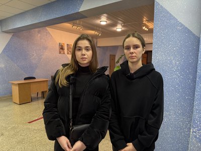 "Приїхав на два дні". У Сумах попрощалися з Денисом Журбою, який помер через удар російського БпЛА "Приїхав на два дні". У Сумах попрощалися з Денисом Журбою, який помер через удар російського БпЛА