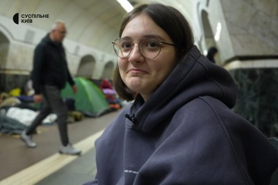 "Тут більша захищеність": під час обстрілу РФ Києва в метро укривалося майже 42 тисячі людей "Тут більша захищеність": під час обстрілу РФ Києва в метро укривалося майже 42 тисячі людей