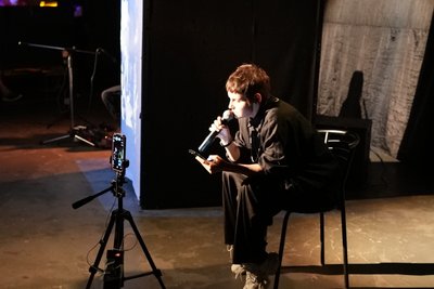 У Херсоні презентували виставу "Я теж подумав про Чорне море" У Херсоні презентували виставу "Я теж подумав про Чорне море"