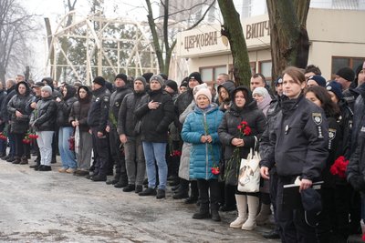 У Черкасах попрощалися із чотирма поліцейськими У Черкасах попрощалися із чотирма поліцейськими