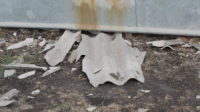 "Шиферу наче й не було". У селі на Кіровоградщині третій день усувають наслідки буревію "Шиферу наче й не було". У селі на Кіровоградщині третій день усувають наслідки буревію