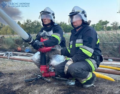 Російські військові атакували Одещину безпілотниками: є руйнування та пожежі