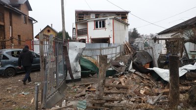 "Цілого нічого не залишилося": глухівчани розповіли про російські удари по місту "Цілого нічого не залишилося": глухівчани розповіли про російські удари по місту