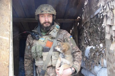 Воюють разом з нами: воїни 30 бригади з Житомирщини показали своїх фронтових тварин Воюють разом з нами: воїни 30 бригади з Житомирщини показали своїх фронтових тварин