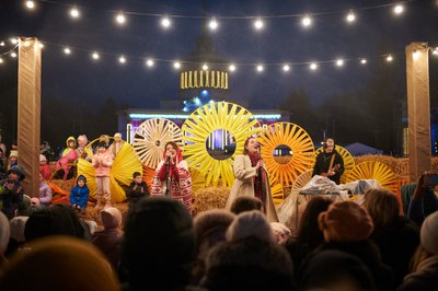 Масниця на ВДНГ: народні гуляння, традиції та вогняне шоу Масниця на ВДНГ: народні гуляння, традиції та вогняне шоу