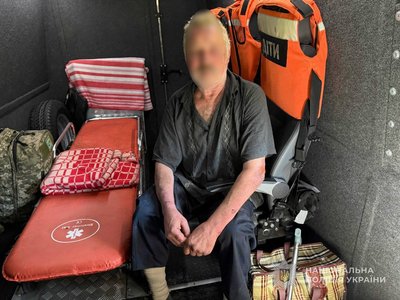 "Дивом вижив після російських обстрілів": з Миропільської громади на Сумщині "Білі янголи" евакуювали чоловіка "Дивом вижив після російських обстрілів": з Миропільської громади на Сумщині "Білі янголи" евакуювали чоловіка