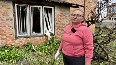 "Босими ногами по цьому склу": подробиці обстрілу Чутового на Полтавщині 16 квітня "Босими ногами по цьому склу": подробиці обстрілу Чутового на Полтавщині 16 квітня
