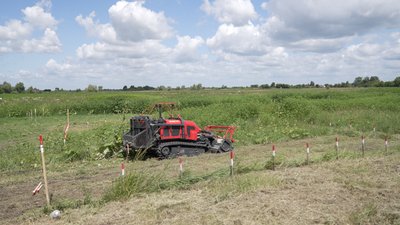 Розміновують за допомогою дронів: як працюють демінери на Чернігівщині