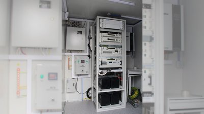 Луганські інженери розробили мобільну телерадіотрансляційну станцію: що відомо Луганські інженери розробили мобільну телерадіотрансляційну станцію: що відомо
