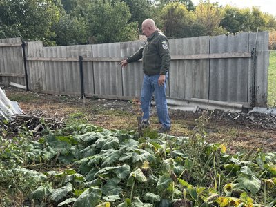 «Ми дивилися смерті в очі»: історія аграрія з Олешок про підпілля, підрив ГЕС та втрату сина «Ми дивилися смерті в очі»: історія аграрія з Олешок про підпілля, підрив ГЕС та втрату сина