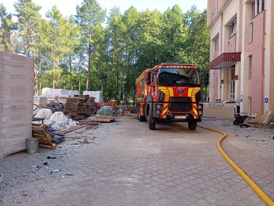 Влучили у "Н" корпус. Війська РФ атакували СумДУ ракетою та дронами. Репортаж Влучили у "Н" корпус. Війська РФ атакували СумДУ ракетою та дронами. Репортаж
