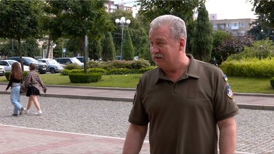 "Це вимога часу": у Черкасах студенти-гуманітарії вчитимуть нову дисципліну про штучний інтелект "Це вимога часу": у Черкасах студенти-гуманітарії вчитимуть нову дисципліну про штучний інтелект