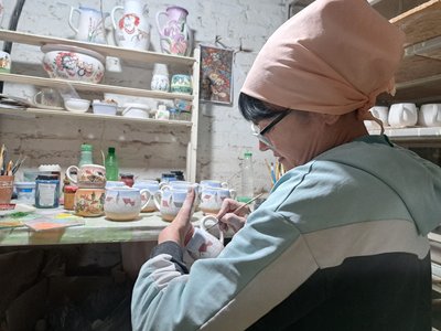 Під обстрілами, із браком кадрів: як у Слов’янську продовжує роботу виробництво кераміки Під обстрілами, із браком кадрів: як у Слов’янську продовжує роботу виробництво кераміки