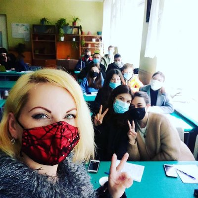 Тетяна Бондарєва та студенти до релокації Тетяна Бондарєва та студенти до релокації