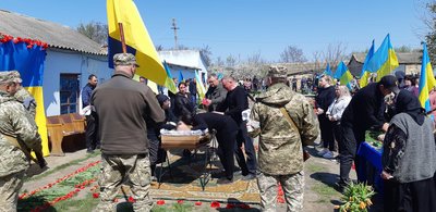 В Одеській області попрощались з військовим, який змагався у лицарських турнірах В Одеській області попрощались з військовим, який змагався у лицарських турнірах